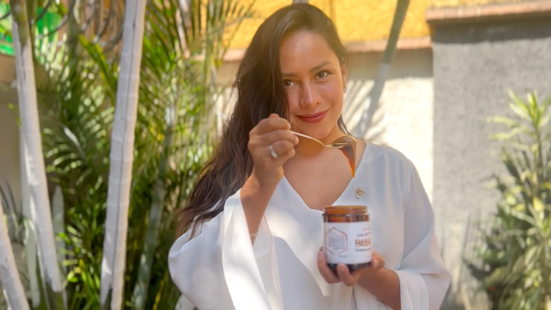 Beeghee® — pan de abeja fermentado